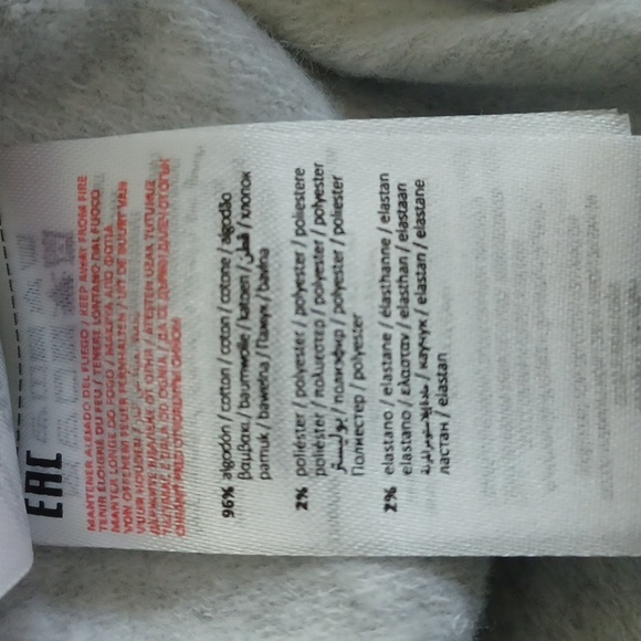 NWT TucTuc Int. Sweat Shirt in Pink/Grey, Size 4 - Picture 9 of 10